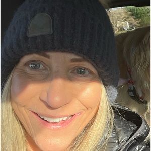 Meet your Posher, Christine